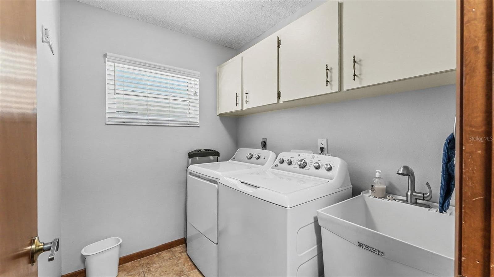 Single Family Residence at 6352 BUTTERNUT DR, LAKELAND, photo 32 of 54