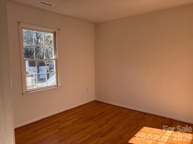 Single Family Residence at 5324 Donnefield Drive, Charlotte, photo 23 of 39