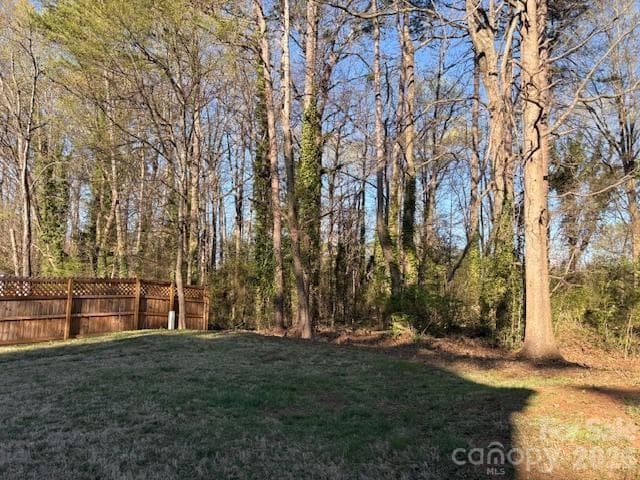 Single Family Residence at 5324 Donnefield Drive, Charlotte, photo 38 of 39