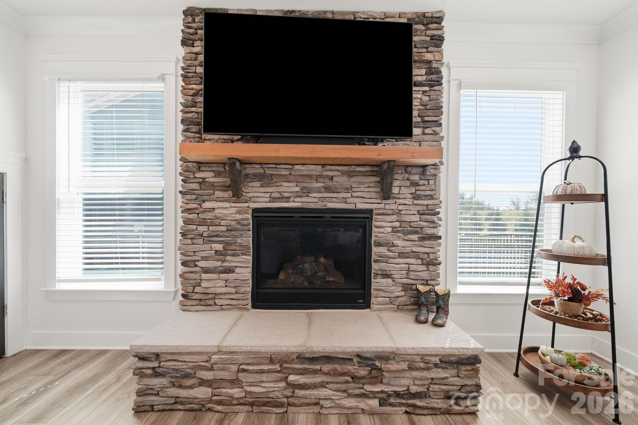 Single Family Residence at 2843 Shumard Drive, Gastonia, photo 10 of 48