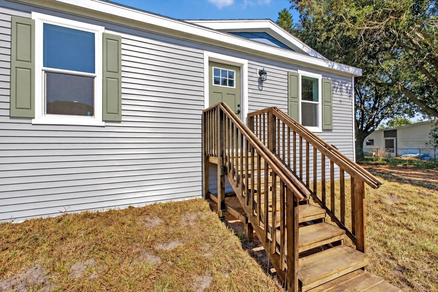 Manufactured Home at 2207 HIALEAH AVE, LEESBURG, photo 28 of 28