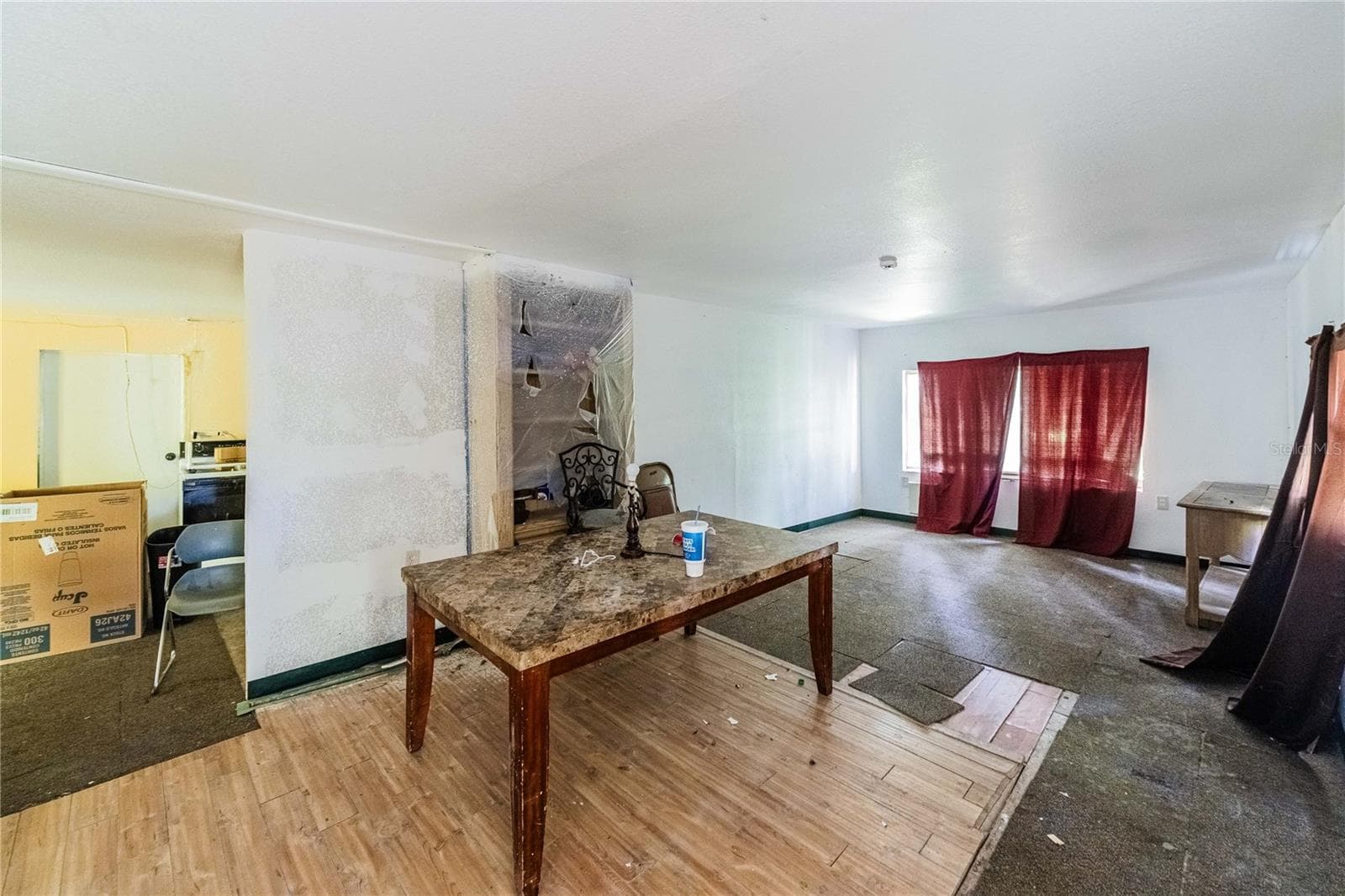 Mobile Home at 3312 LYNN DR, LAKELAND, photo 5 of 28