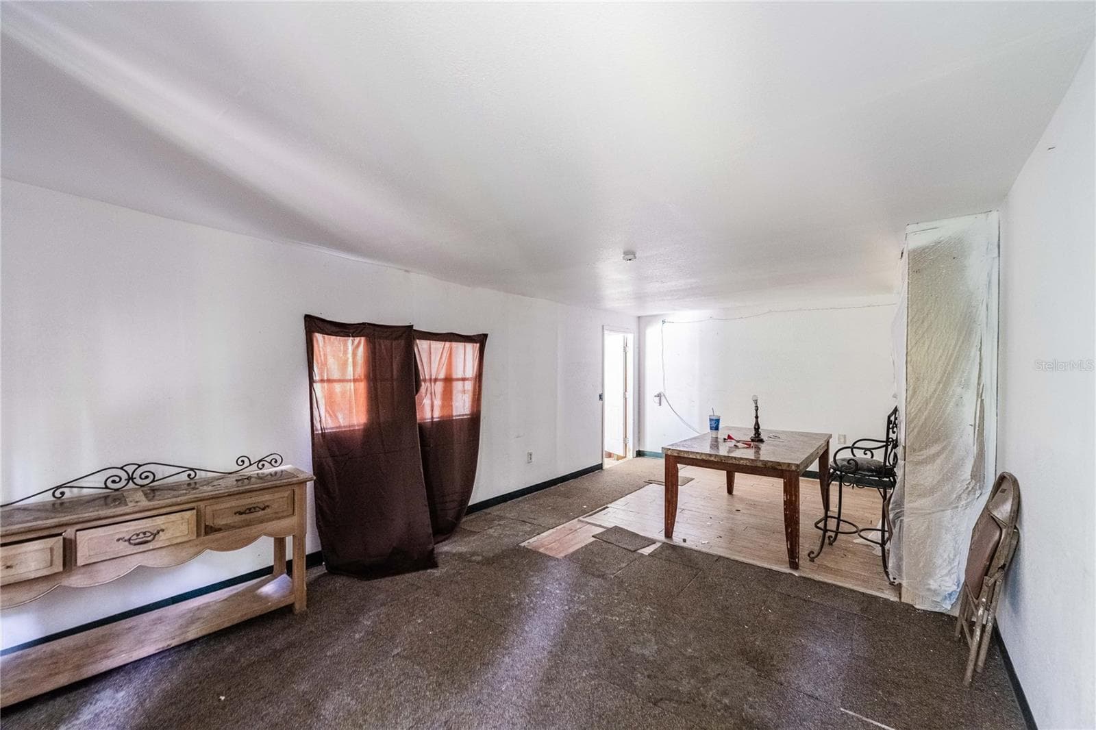 Mobile Home at 3312 LYNN DR, LAKELAND, photo 6 of 28