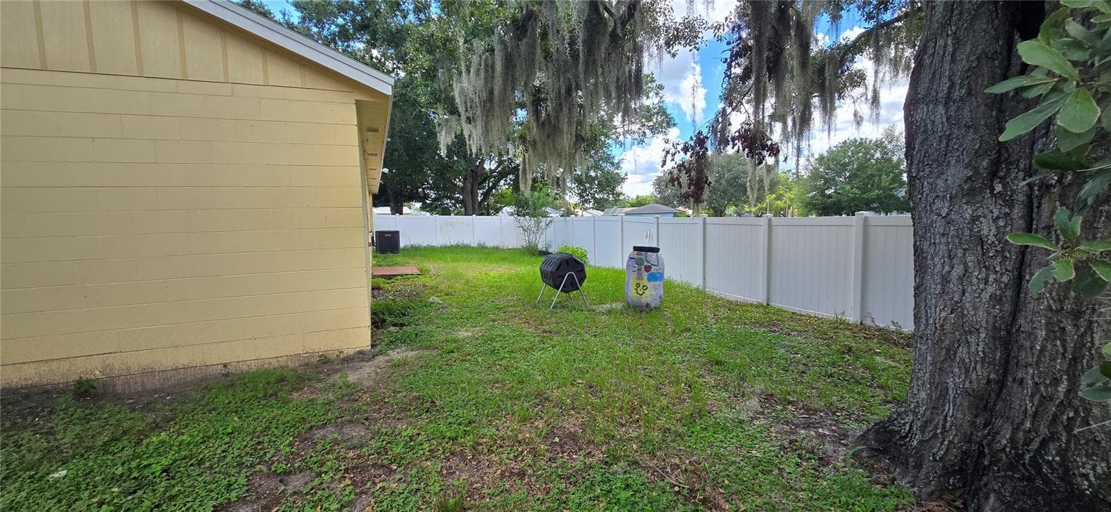Backyard 3 - 348 VINEYARD DR, LAKELAND