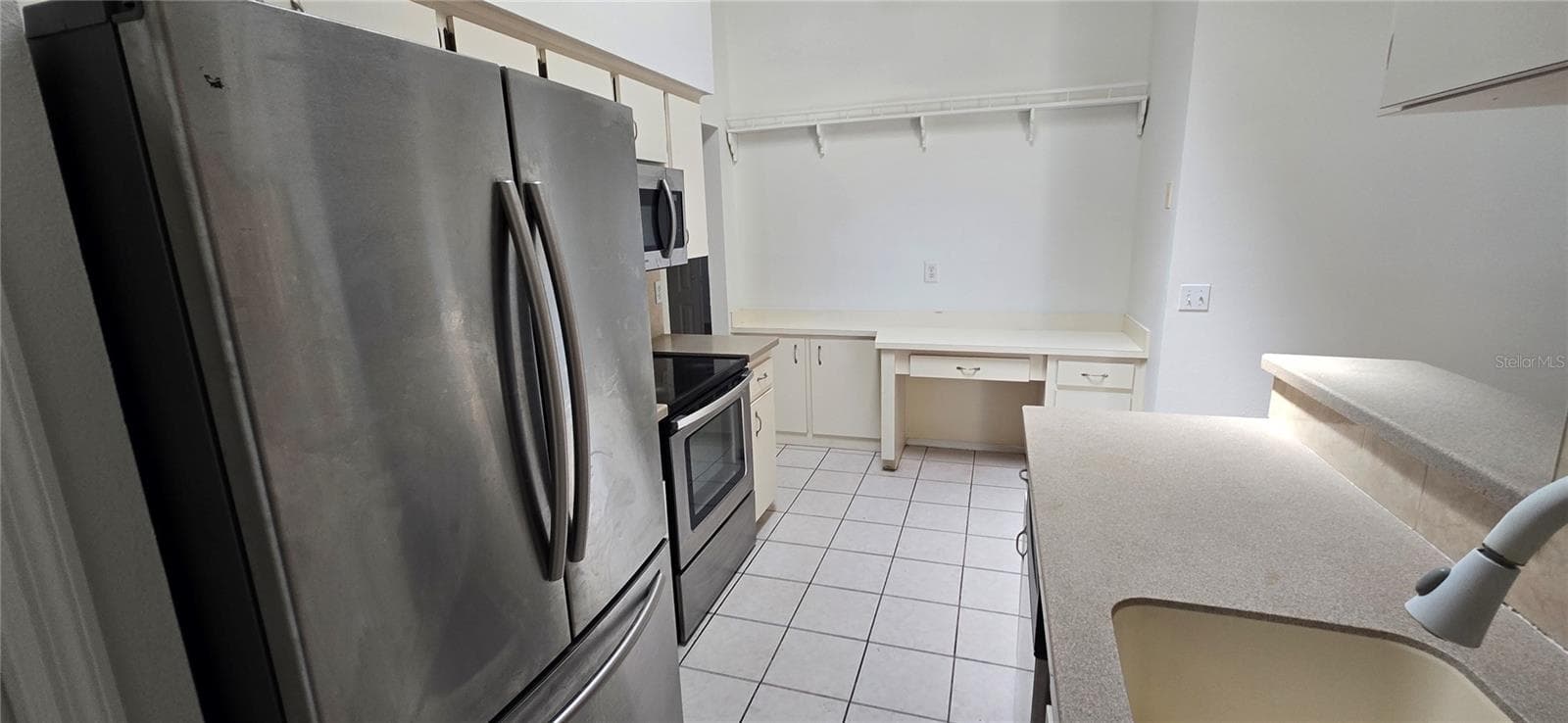 Kitchen 2 - 348 VINEYARD DR, LAKELAND