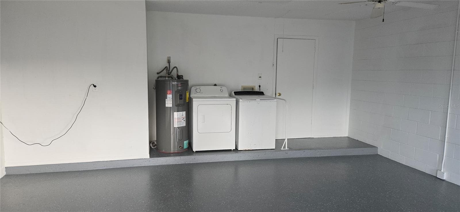 Laundry Area - 348 VINEYARD DR, LAKELAND