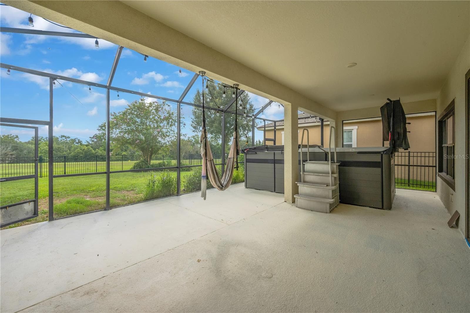 Swim Spa - 5830 WATERCOLOR DR, LITHIA