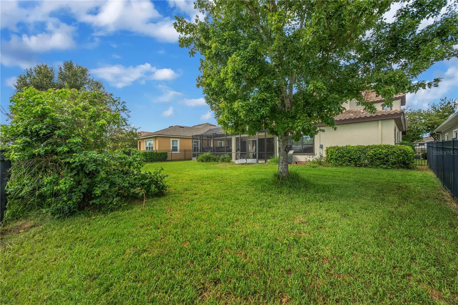 Single Family Residence at 5830 WATERCOLOR DR, LITHIA, photo 35 of 45