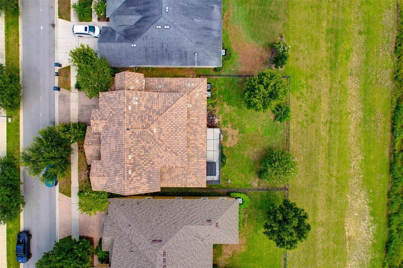 Single Family Residence at 5830 WATERCOLOR DR, LITHIA, photo 37 of 45