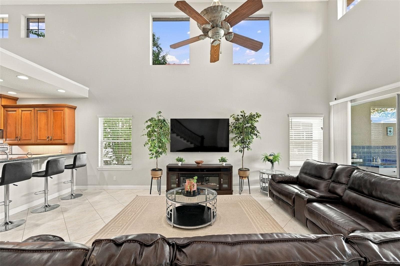Single Family Residence at 9871 SAGO POINT DR, SEMINOLE, photo 4 of 43