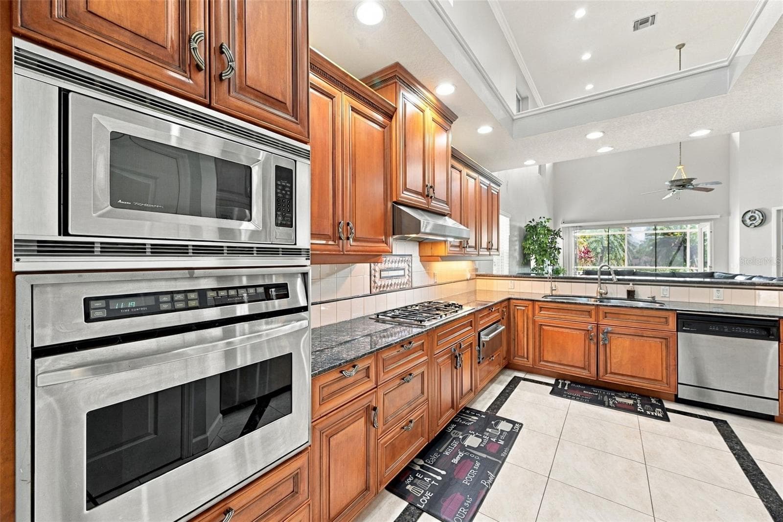 Single Family Residence at 9871 SAGO POINT DR, SEMINOLE, photo 8 of 43