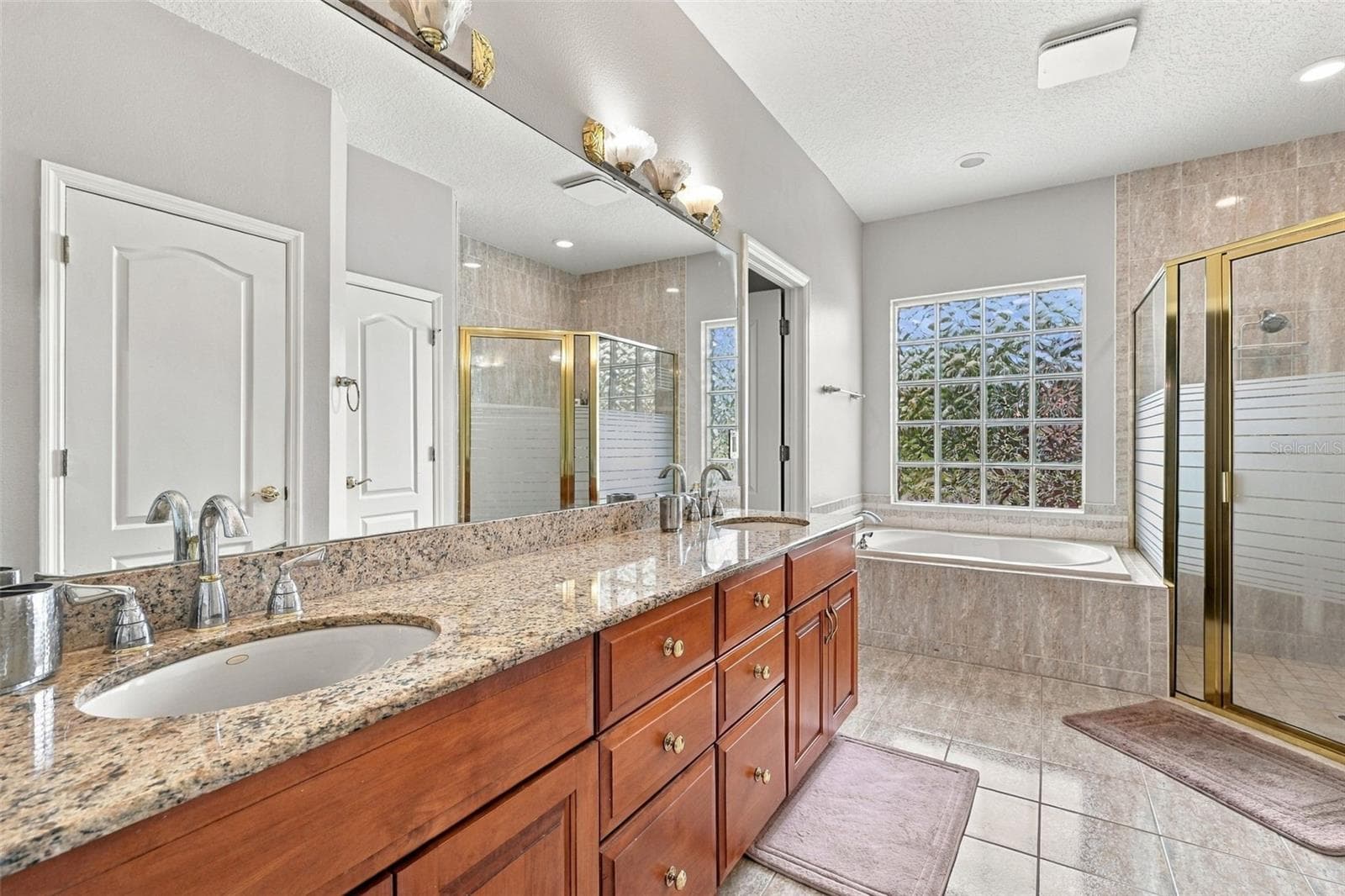 Single Family Residence at 9871 SAGO POINT DR, SEMINOLE, photo 14 of 43