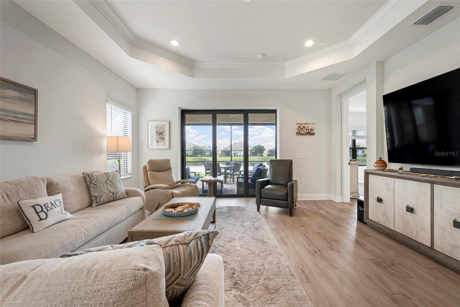 Living Room - 26886 PAVIN DR, ENGLEWOOD