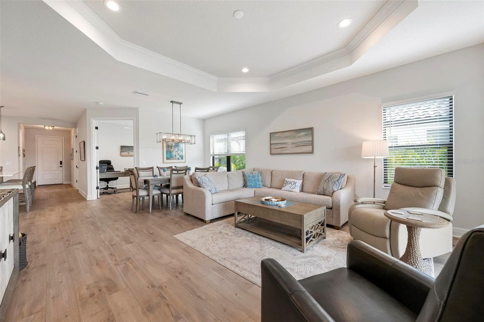 Living Room/Dining Room - 26886 PAVIN DR, ENGLEWOOD
