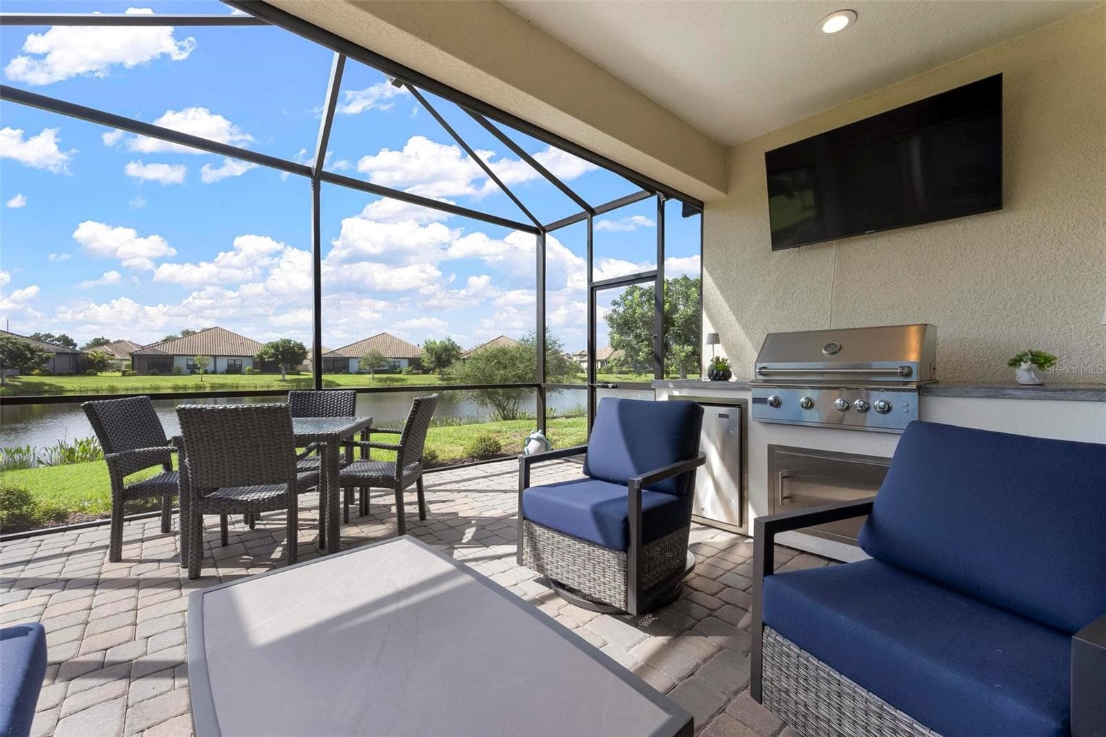 Lanai - 26886 PAVIN DR, ENGLEWOOD