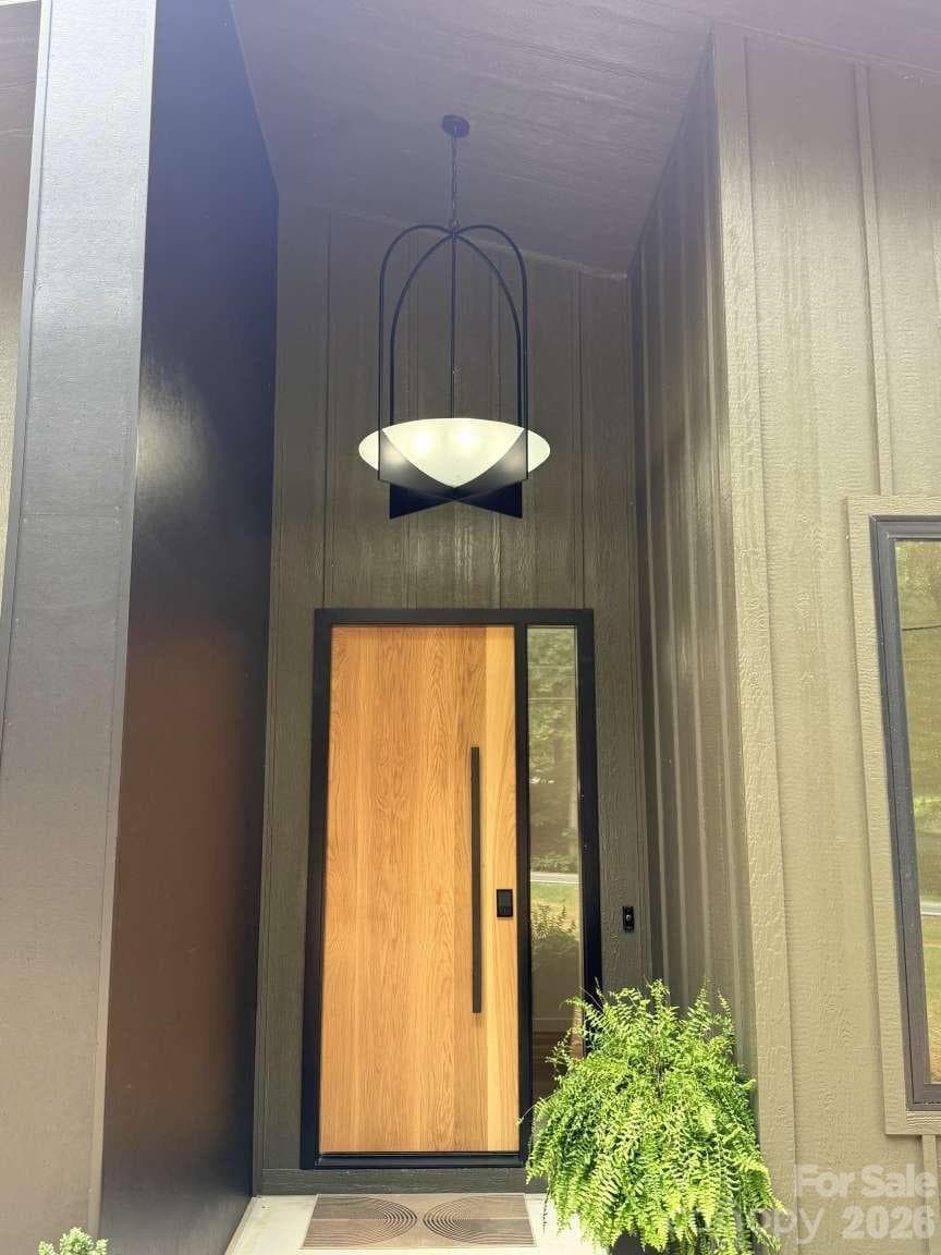 Single Family Residence at 291 Falls Avenue, Granite Falls, photo 5 of 40