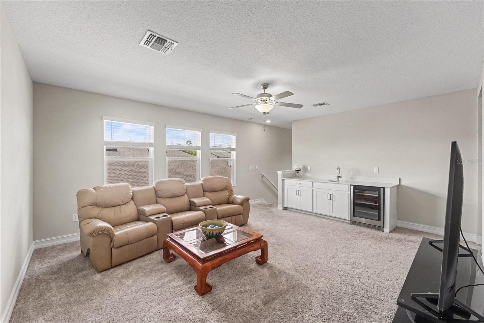 Single Family Residence at 21590 VIOLET PERIWINKLE DR, LAND O LAKES, photo 19 of 50