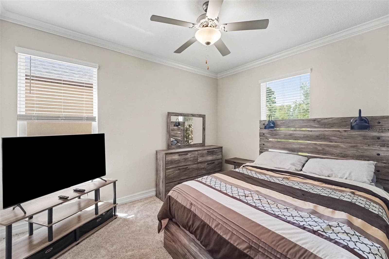 Single Family Residence at 21590 VIOLET PERIWINKLE DR, LAND O LAKES, photo 33 of 50