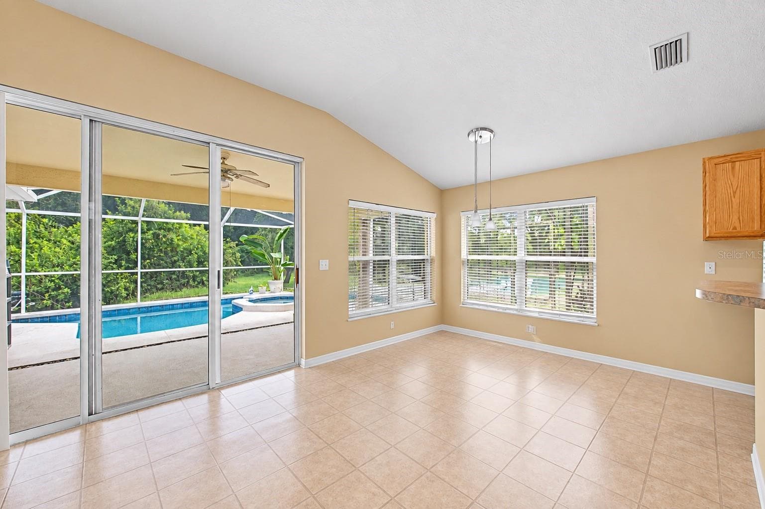 Single Family Residence at 4756 WHISPERING WIND AVE, TAMPA, photo 36 of 83