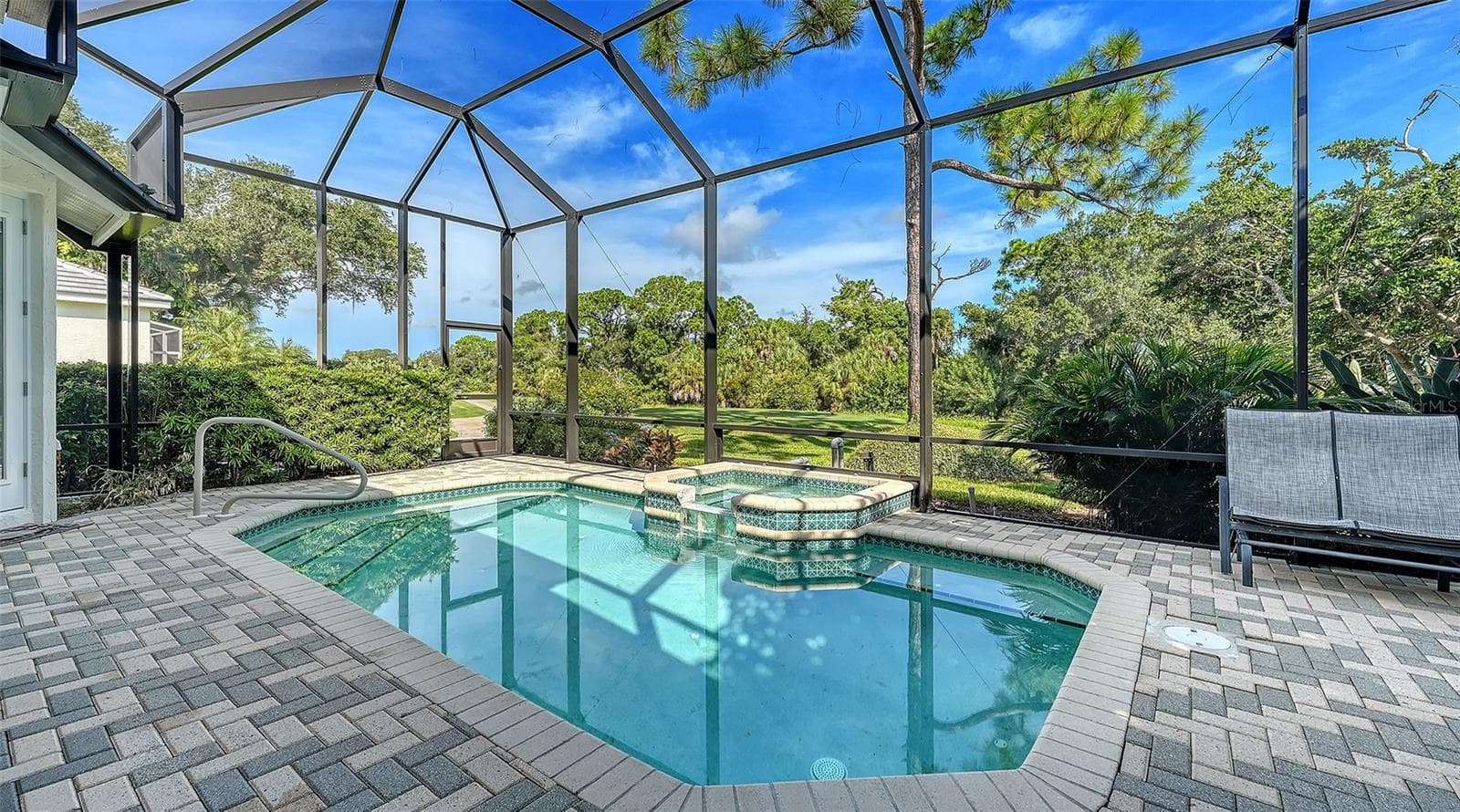 Another beautiful view - 342 MELROSE CT, VENICE