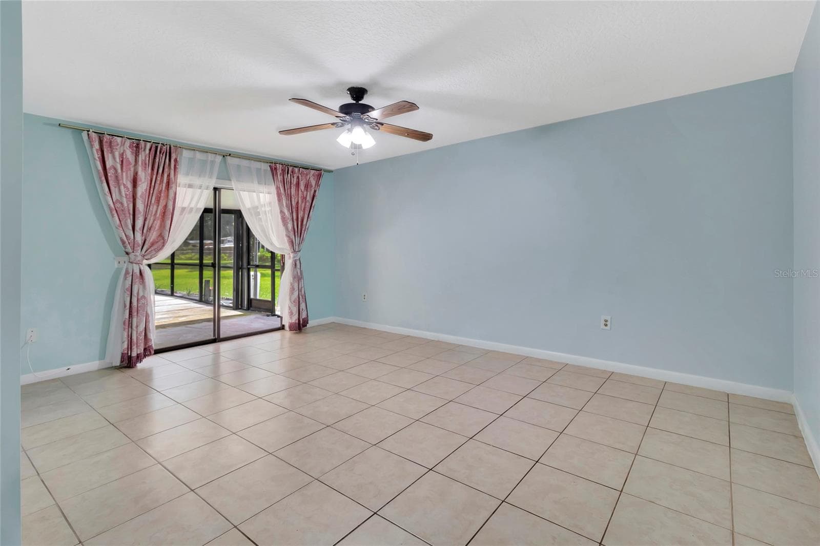 Living Room - 3380 BLOSSOM ST, KISSIMMEE