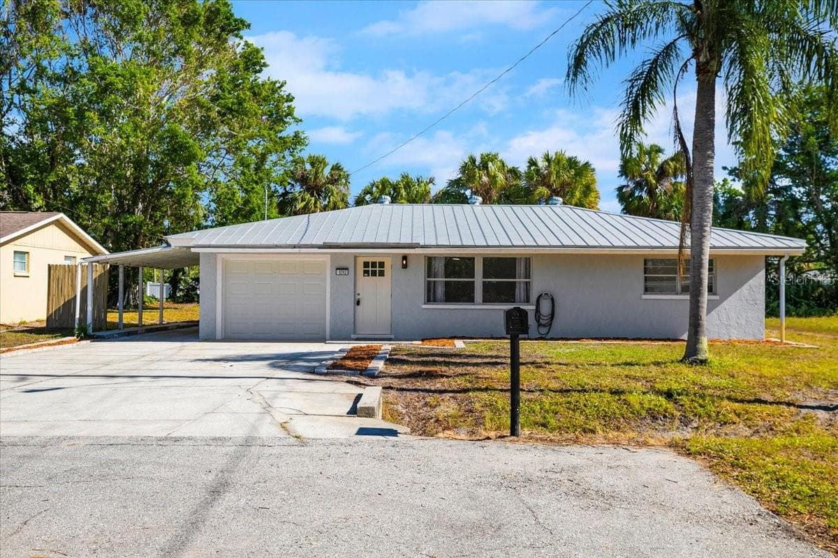 Single Family Residence at 6243 CARLTON AVE, SARASOTA