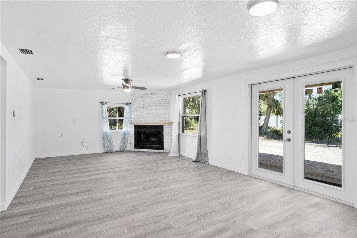 Single Family Residence at 6243 CARLTON AVE, SARASOTA, photo 13 of 34