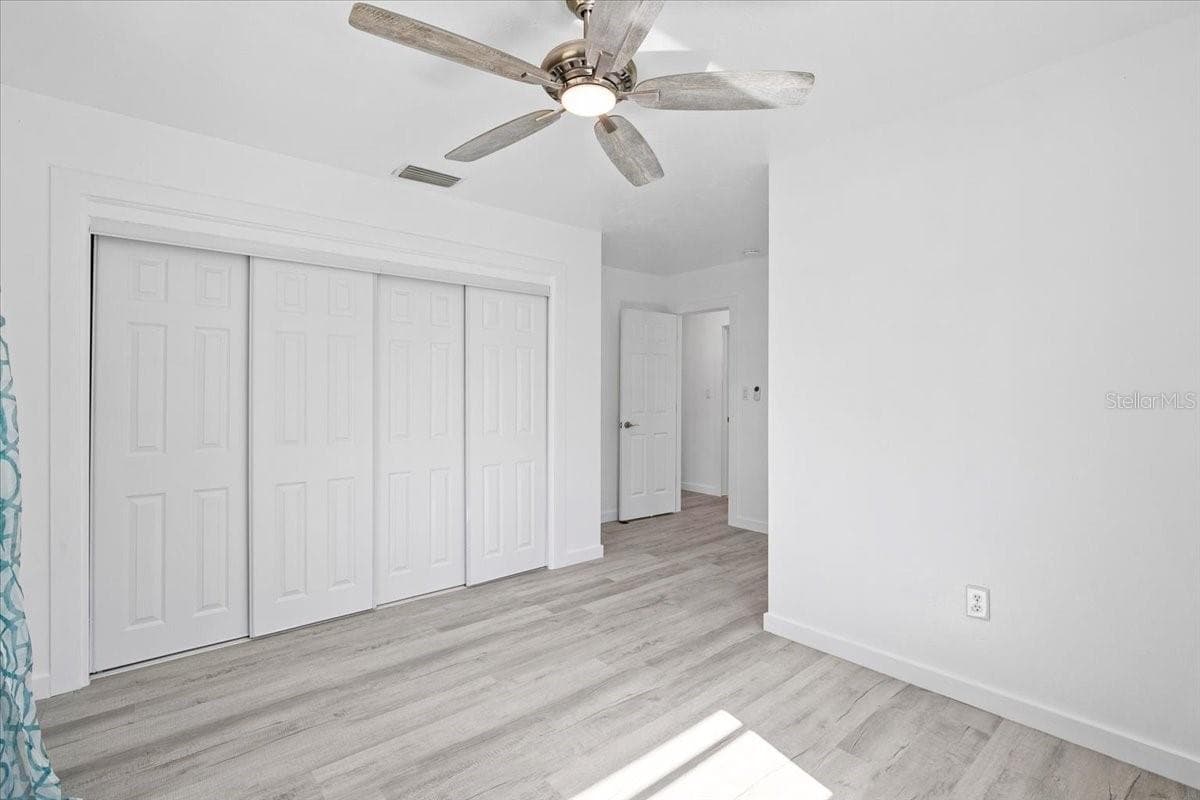 Single Family Residence at 6243 CARLTON AVE, SARASOTA, photo 14 of 34