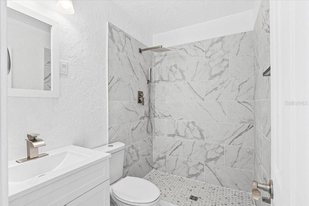 Single Family Residence at 6243 CARLTON AVE, SARASOTA, photo 15 of 34