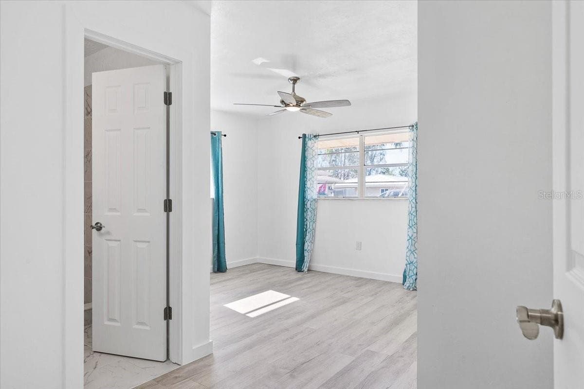 Single Family Residence at 6243 CARLTON AVE, SARASOTA, photo 26 of 34