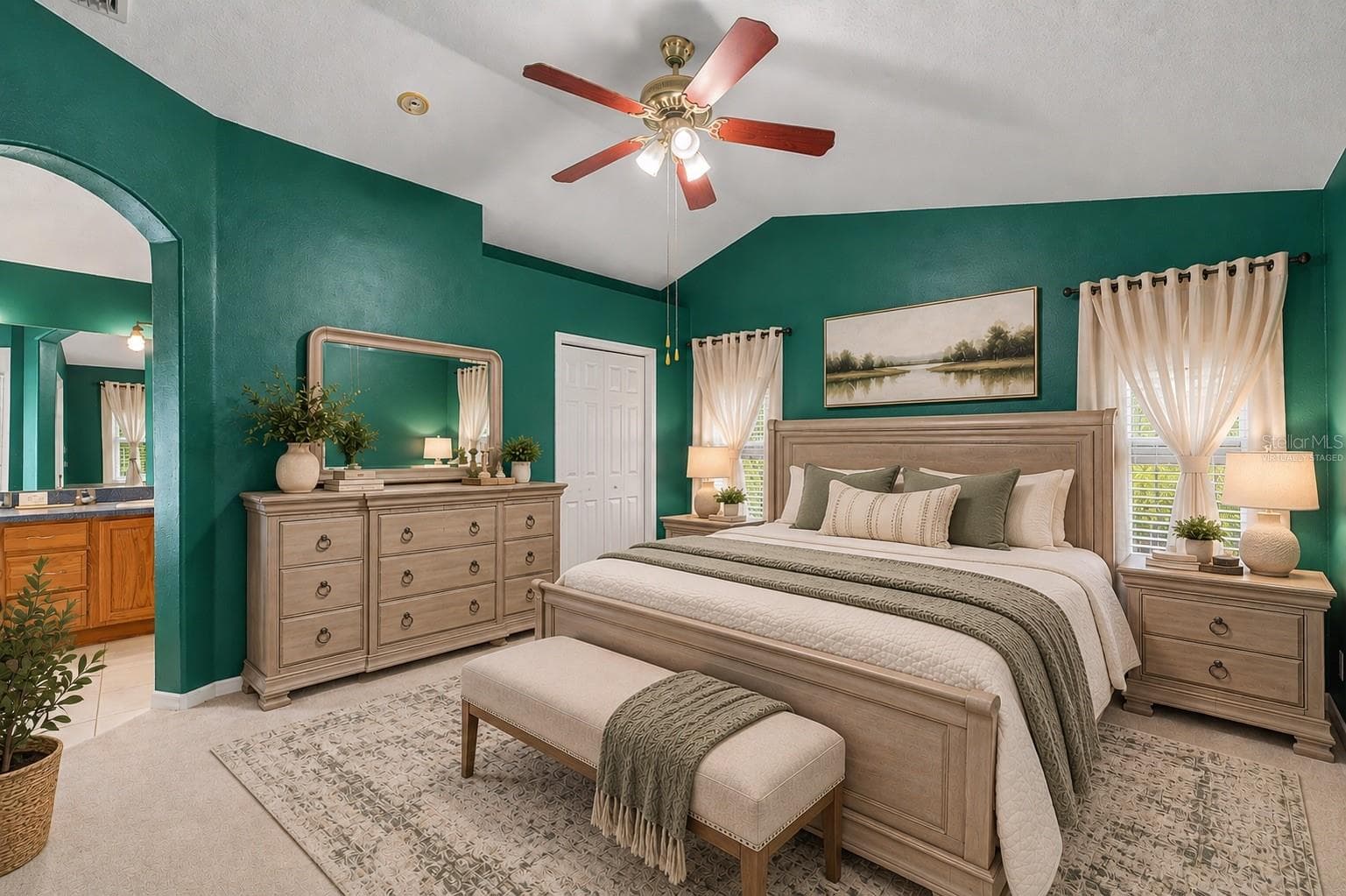 Virtually staged - 4756 WHISPERING WIND AVE, TAMPA