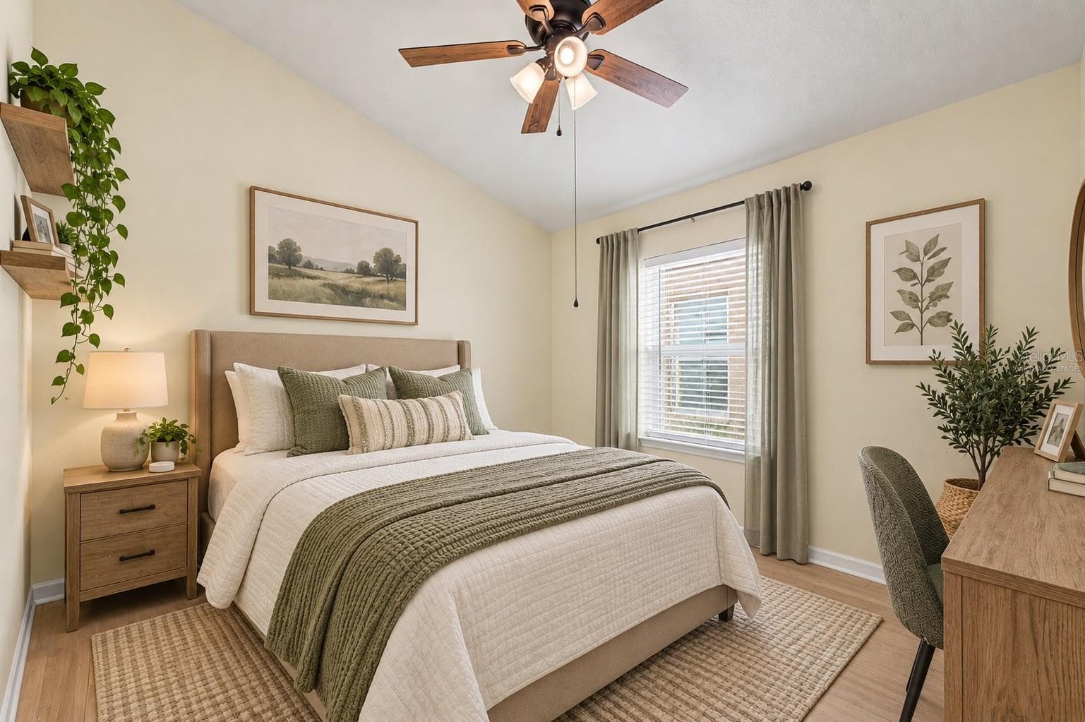 virtually staged - 4756 WHISPERING WIND AVE, TAMPA