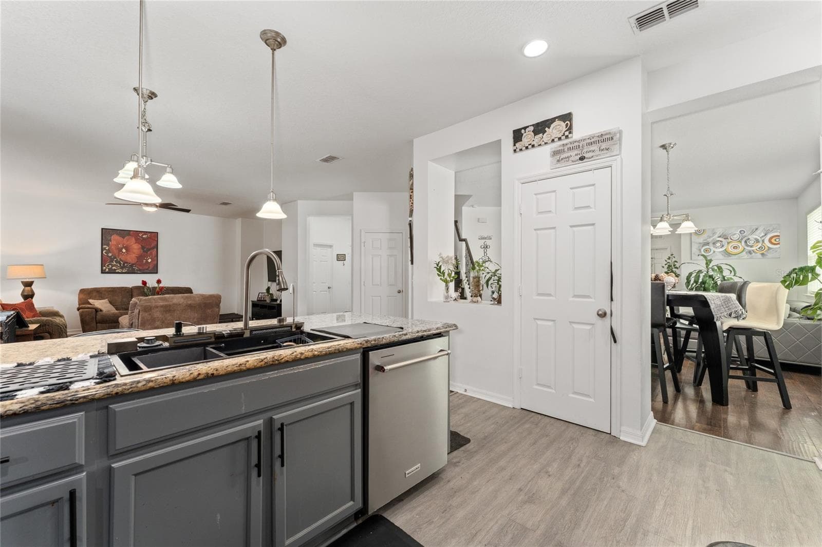 Single Family Residence at 6614 BRIDGEWATER VILLAGE RD, WINDERMERE, photo 13 of 45