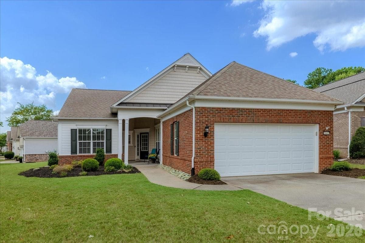 Single Family Residence at 26407 Sandpiper Court, Indian Land, photo 2 of 48