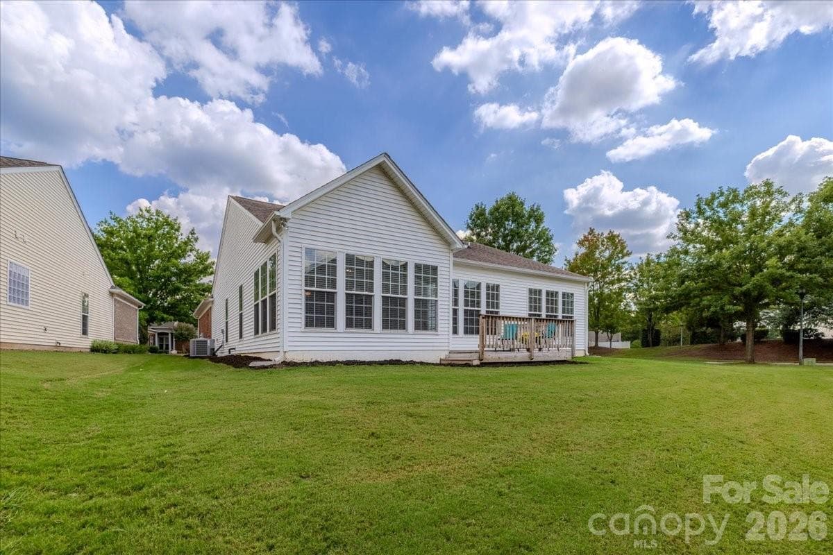 Single Family Residence at 26407 Sandpiper Court, Indian Land, photo 4 of 48