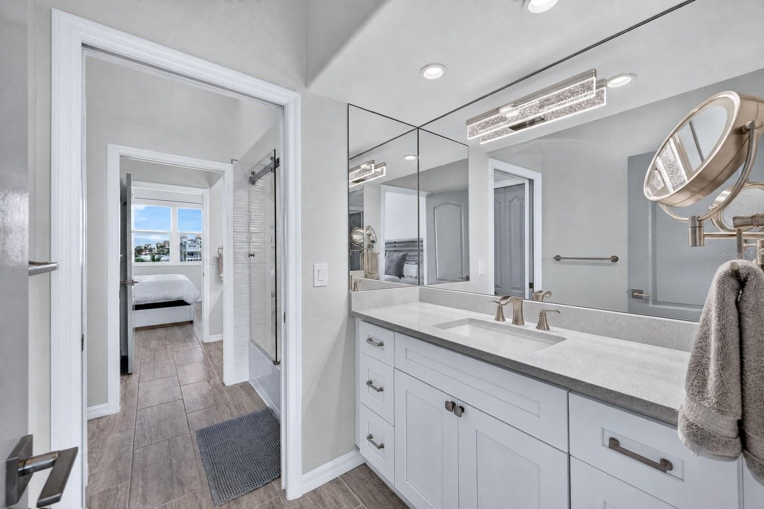 Single Family Residence at 141 BAYSIDE DR, CLEARWATER, photo 45 of 78