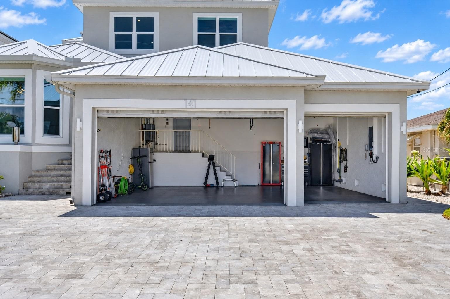 Single Family Residence at 141 BAYSIDE DR, CLEARWATER, photo 68 of 78