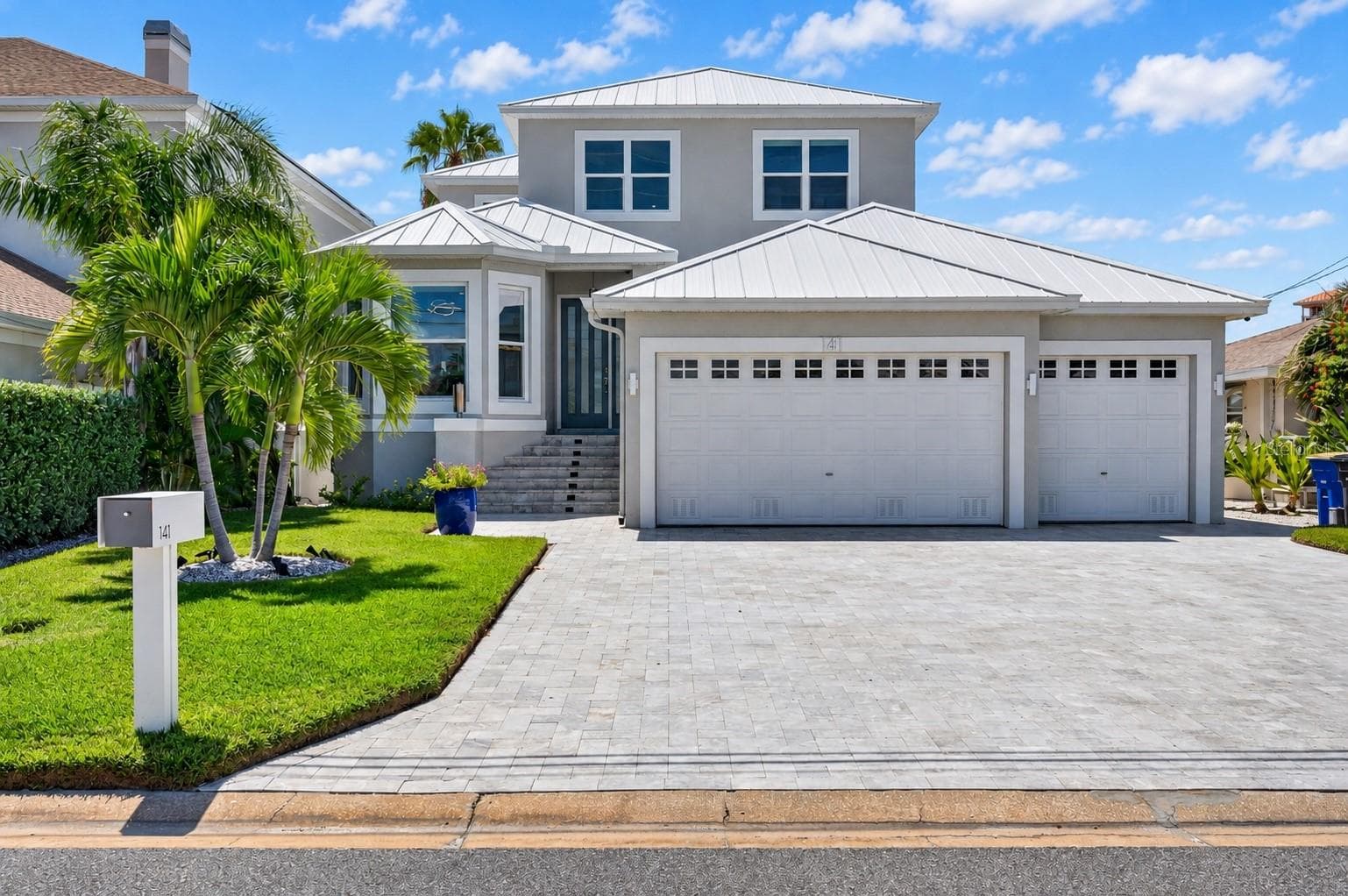 Single Family Residence at 141 BAYSIDE DR, CLEARWATER, photo 70 of 78