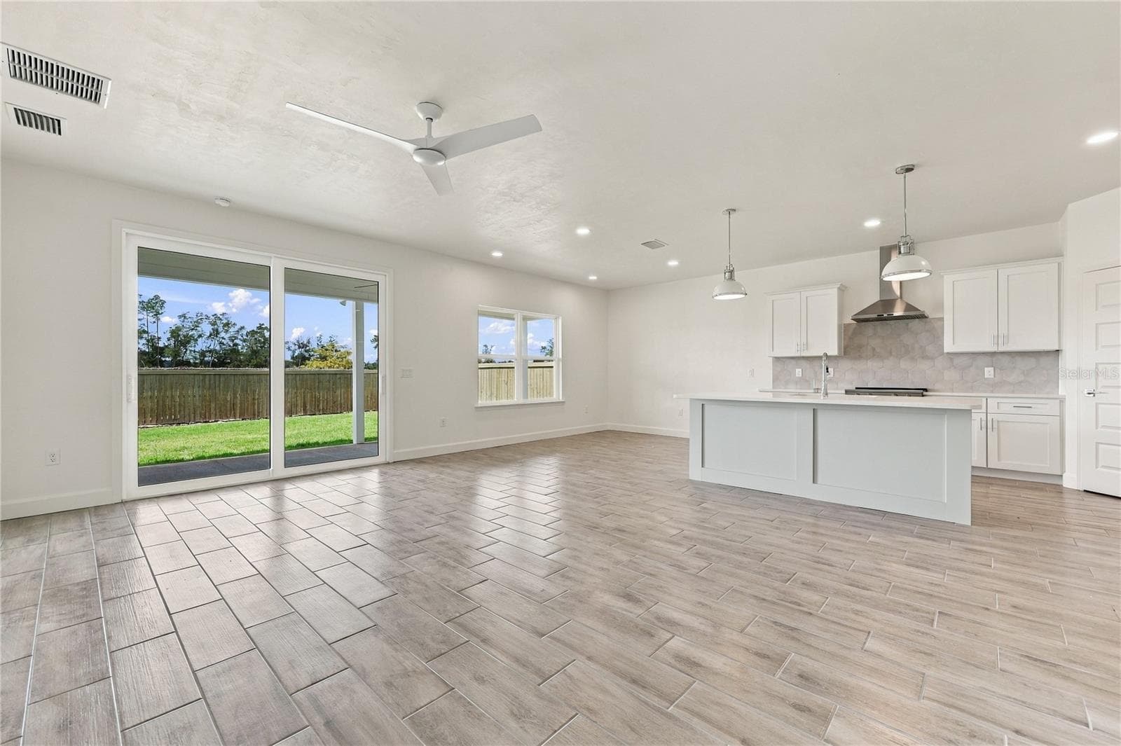 Single Family Residence at 1086 SW 67TH WAY, GAINESVILLE, photo 4 of 33