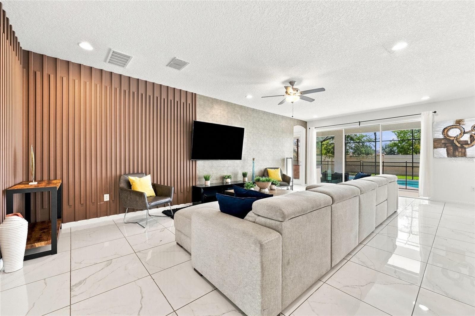 Single Family Residence at SONOMA RESORT AT TAPESTRY PH 1, KISSIMMEE, photo 9 of 92