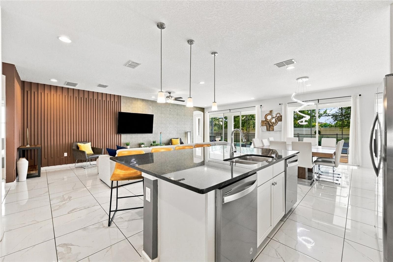 Single Family Residence at SONOMA RESORT AT TAPESTRY PH 1, KISSIMMEE, photo 18 of 92