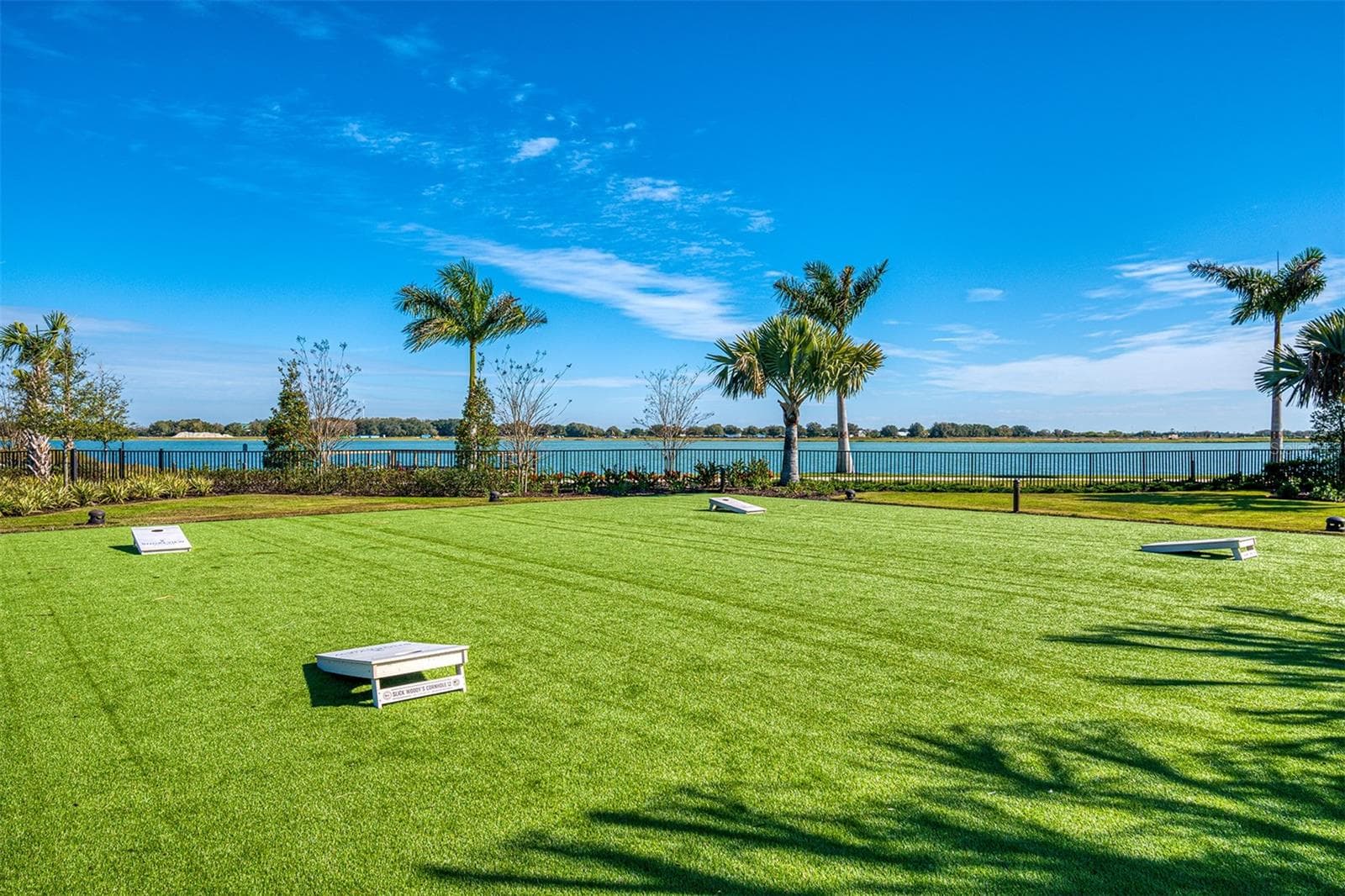 Single Family Residence at 7997 GRANDE SHORES DR, LAKEWOOD RANCH, photo 68 of 89