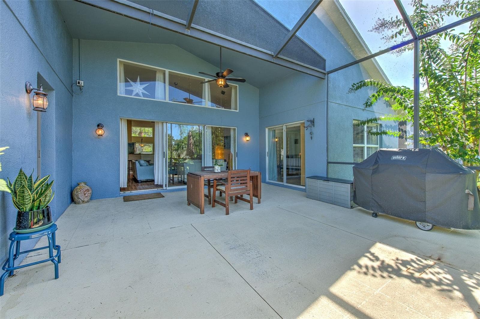 Single Family Residence at 5847 HERONRISE CRESCENT DR, LITHIA, photo 26 of 31