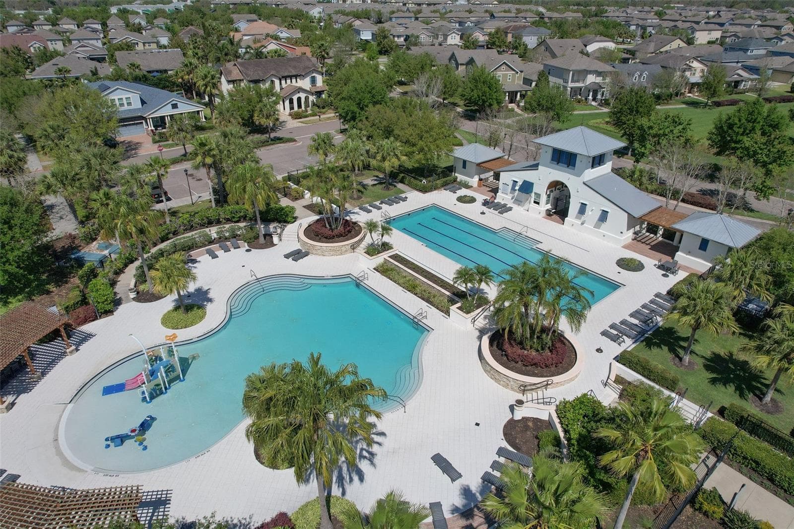FishHawk Aquatic Center - 5847 HERONRISE CRESCENT DR, LITHIA
