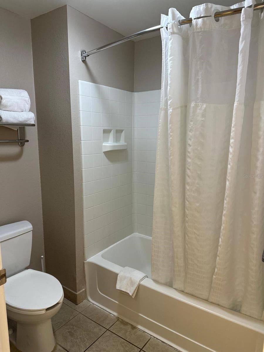 Condo - Hotel at 7601 CANADA AVE #201, ORLANDO, photo 8 of 14