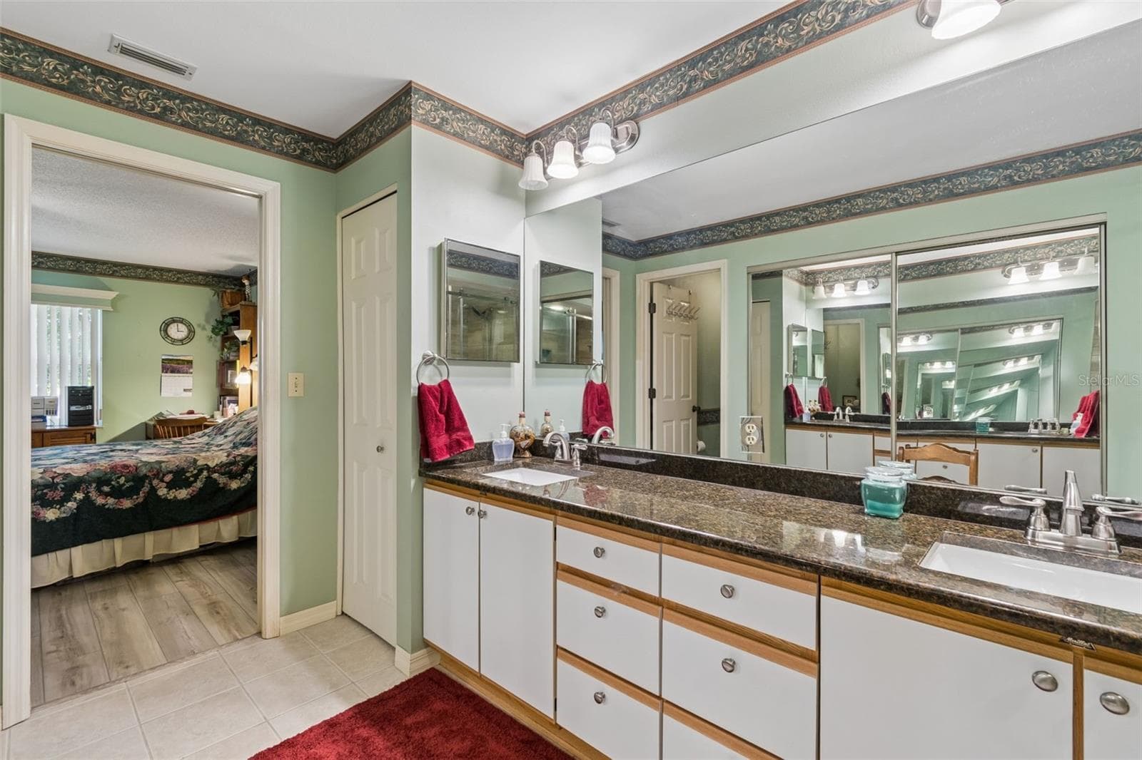 Ensuite bathroom - 5213 LOCHMEAD TER, ZEPHYRHILLS