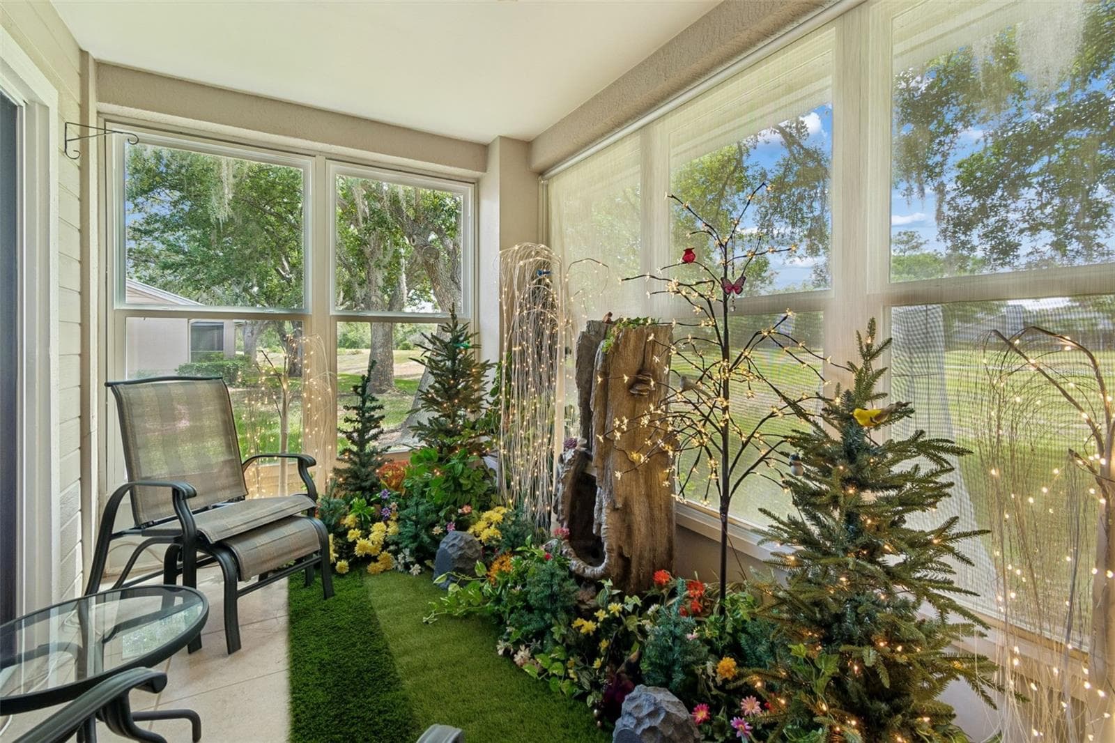 Lanai - 5213 LOCHMEAD TER, ZEPHYRHILLS