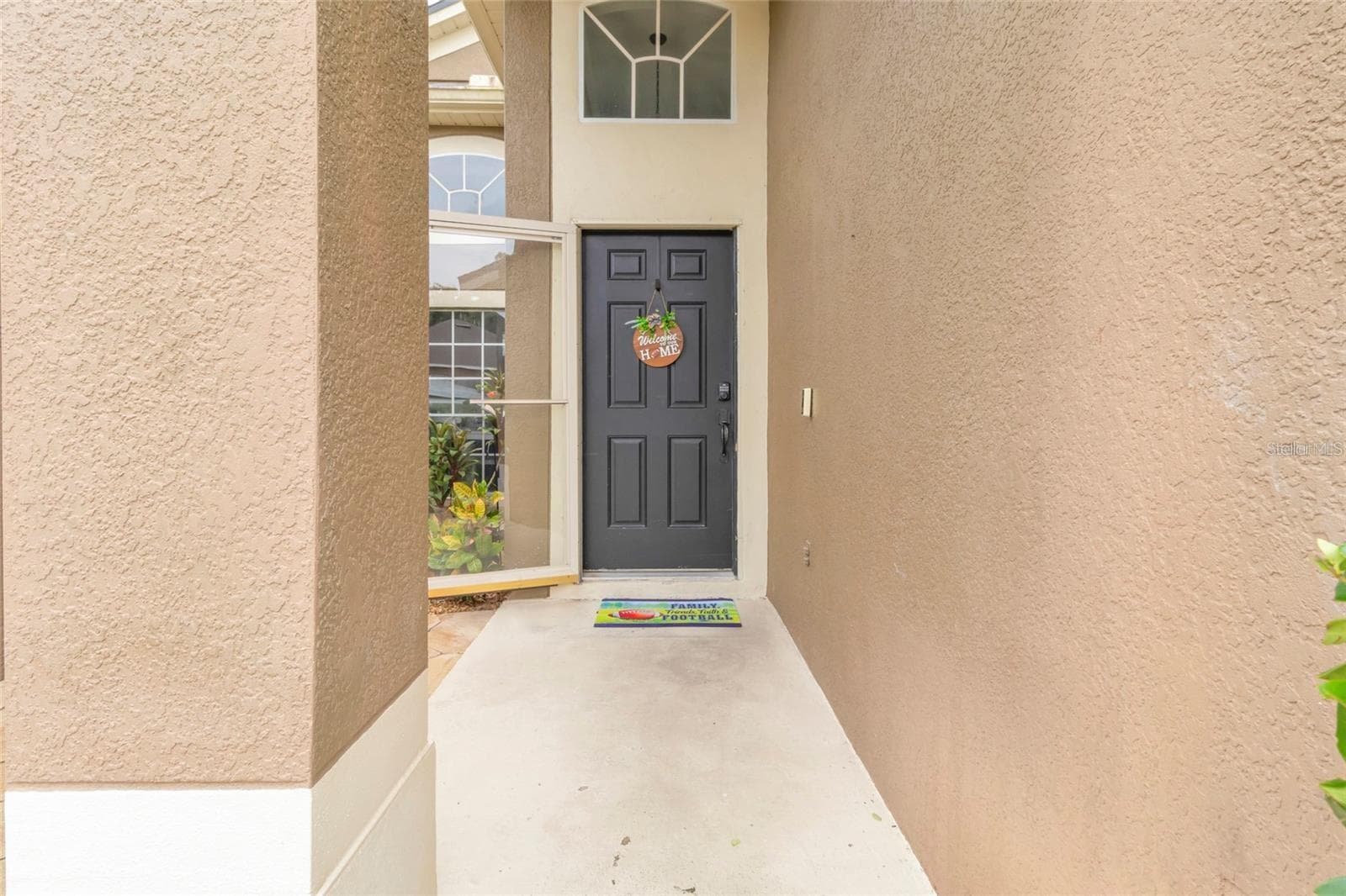 Front entrance - 2378 CIMMARON ASH WAY, APOPKA