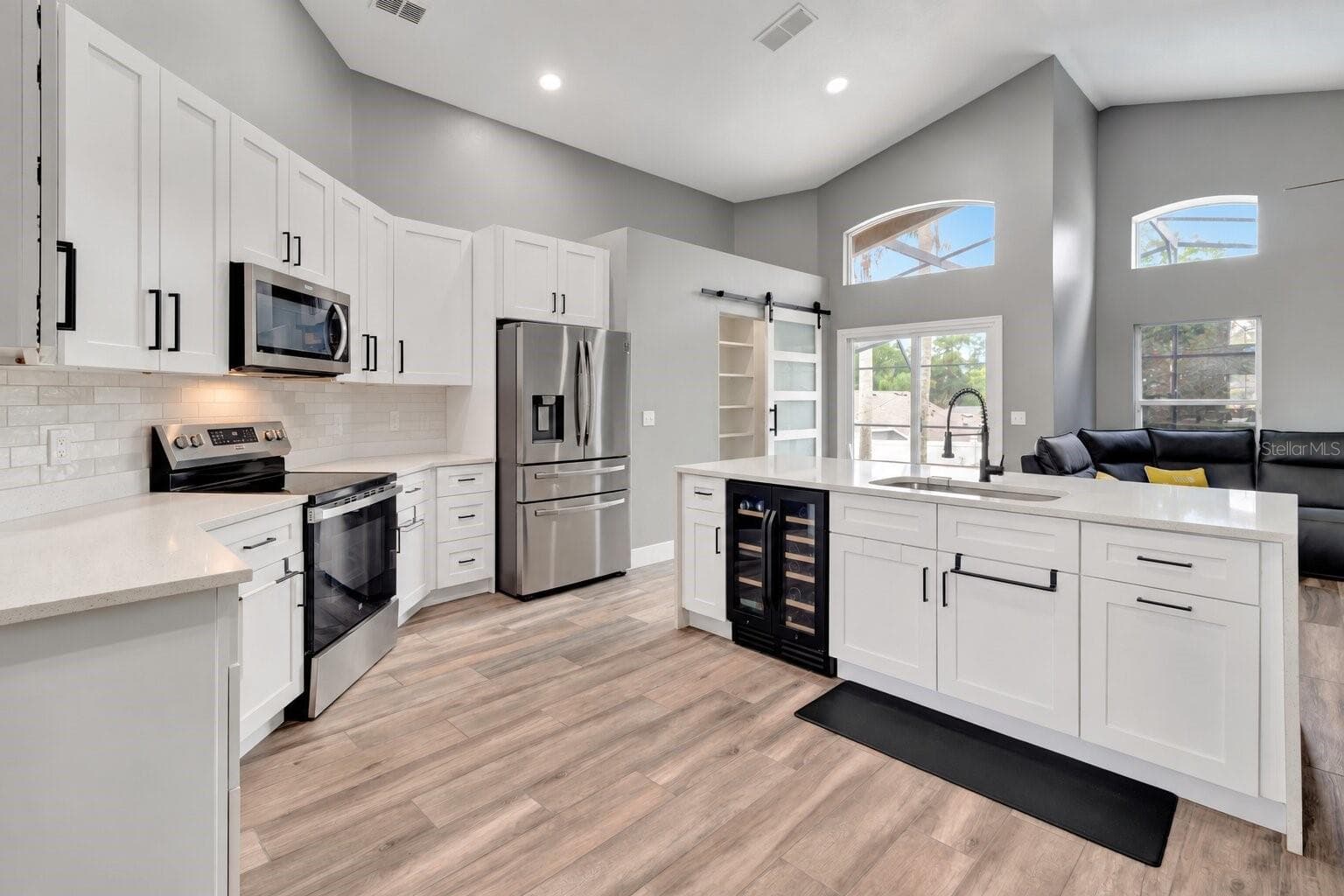 Kitchen - 2378 CIMMARON ASH WAY, APOPKA