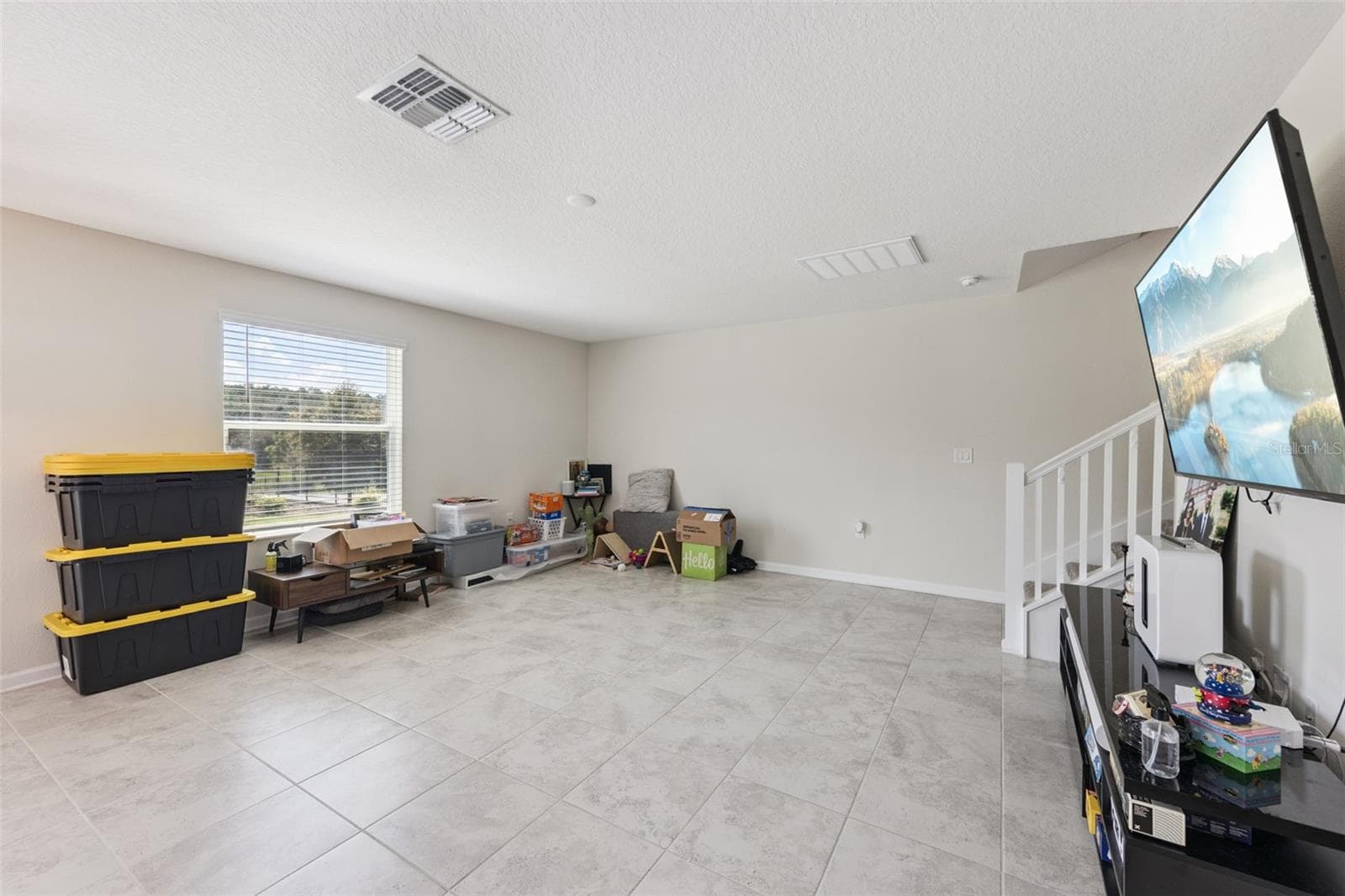 Single Family Residence at 5478 LIMESTONE ST, MOUNT DORA, photo 8 of 38